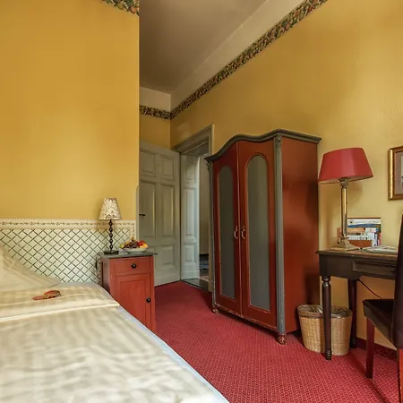 Zur Henne Hotel Naumburg (Saale)