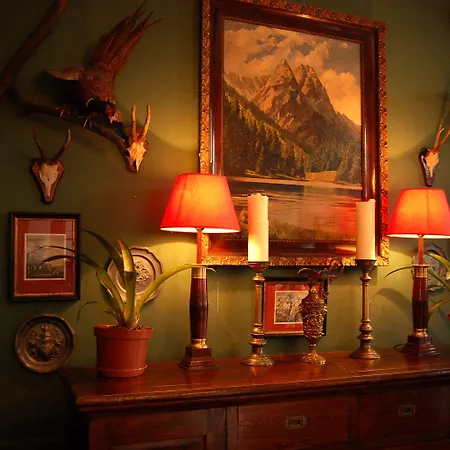 Zur Henne Наумбург