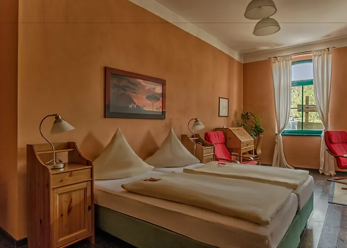 Zur Henne 3* Naumburg (Saale)